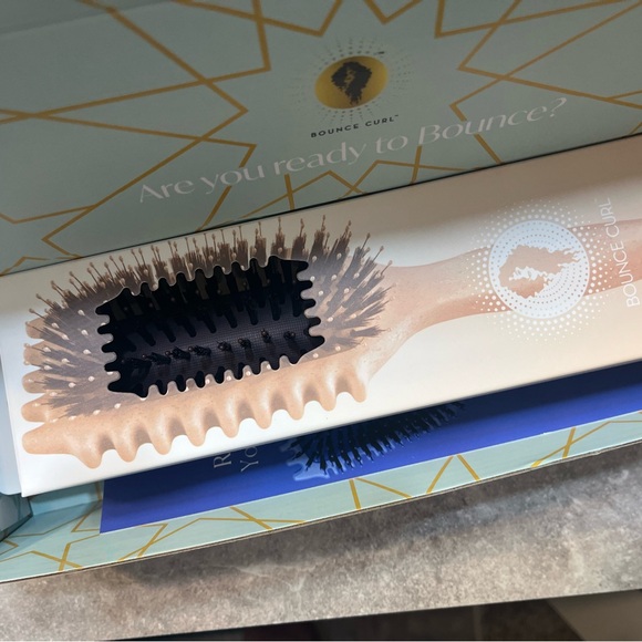 Bounce curl brush - Picture 1 of 3